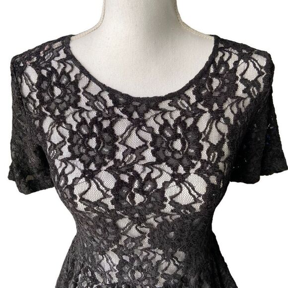 Forever 21 Tops - Forever 21 Crochet Lace Top Sheer Blouse Black Size S